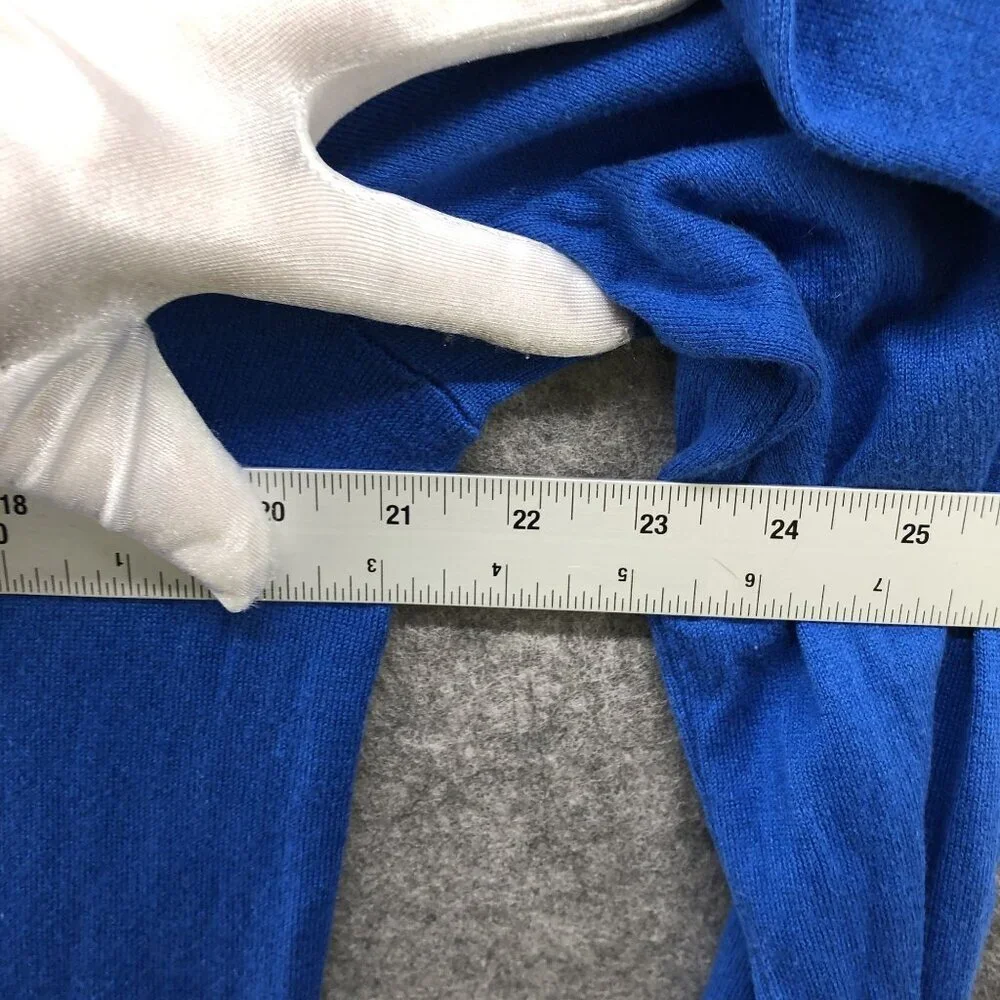 Banana Republic Luxury Blend Sweater Mens L‎ V-neck Blue Silk Cashmere Pullover